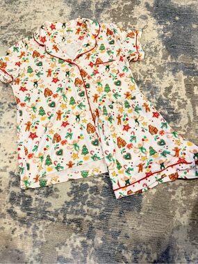 White Holiday Print Short Pajama Set with Red Piping